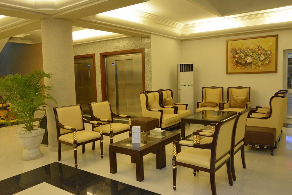 Nobila Airport Hotel Cotonou Esterno foto