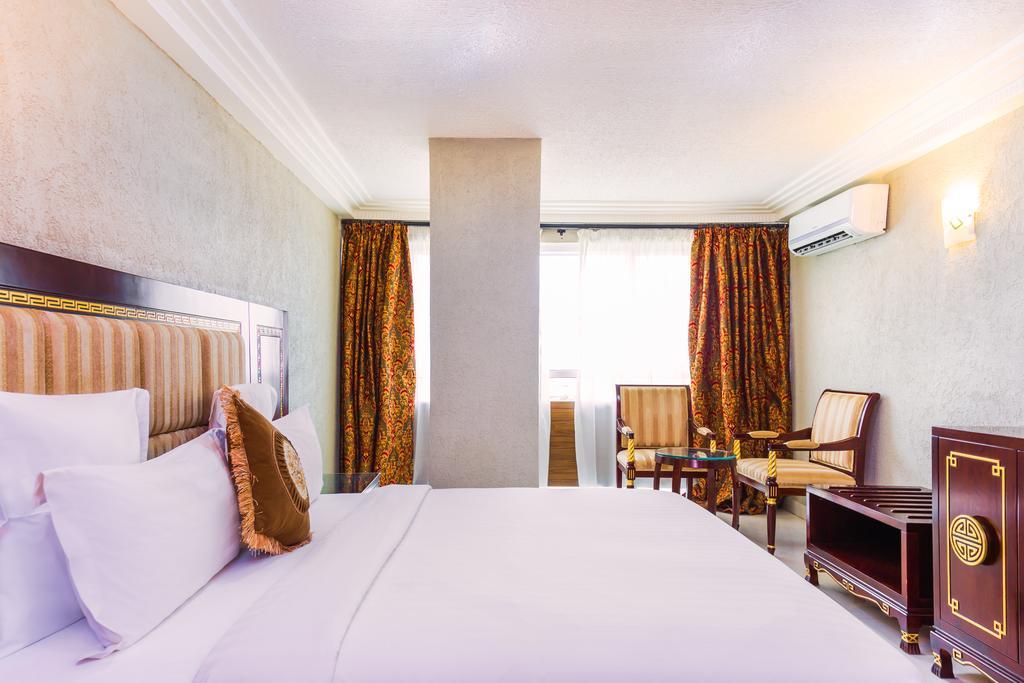 Nobila Airport Hotel Cotonou Esterno foto