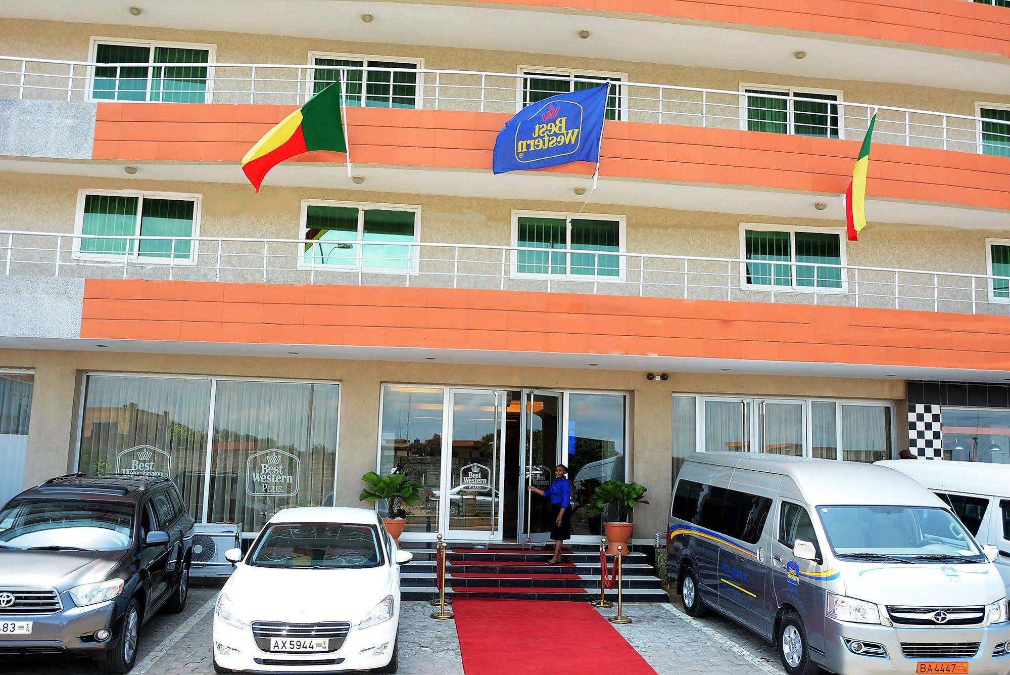 Nobila Airport Hotel Cotonou Esterno foto
